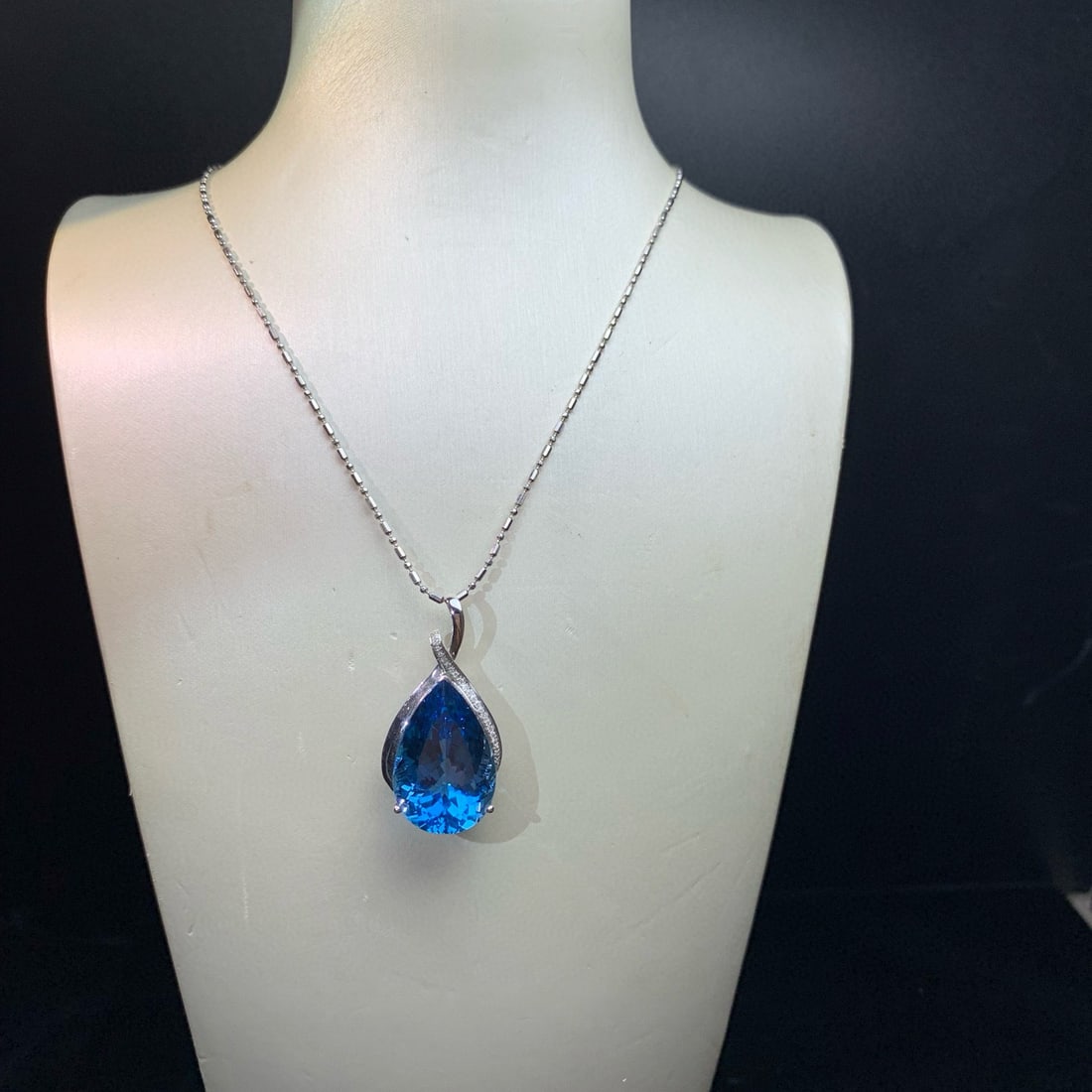 14k Gold 24 Ct Natural Topaz & Diamond Pendant( Without Chain ) - 4