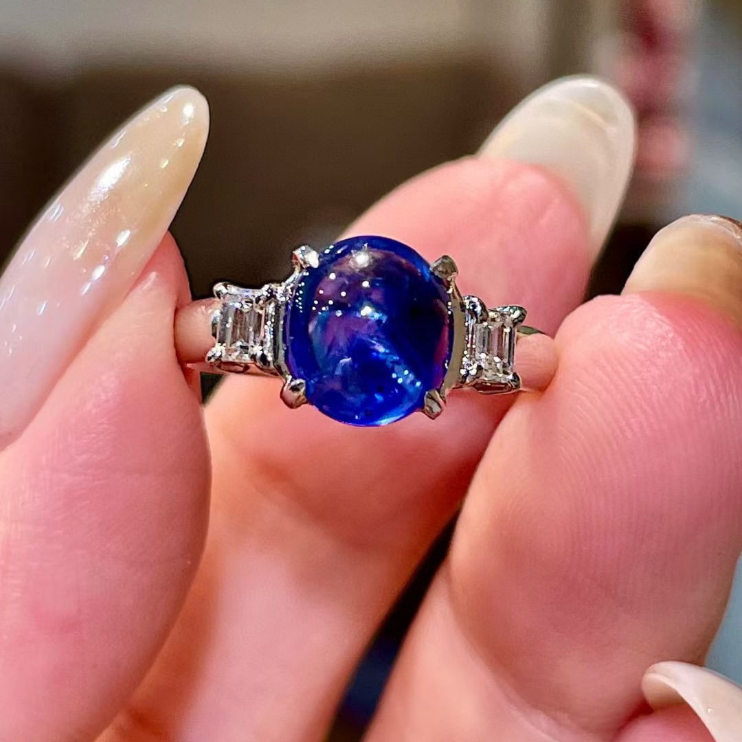 14k Gold 3.08 Ctw Natural Sapphire & Diamond Ring: Ref:231062372 // gold content:14k gold // ring size:7. 25us // // main gemstone:sapphire // shape:oval // carat weight:2. 85ct // color:blue // treatment:natural // // adjacent gemstone 2 :