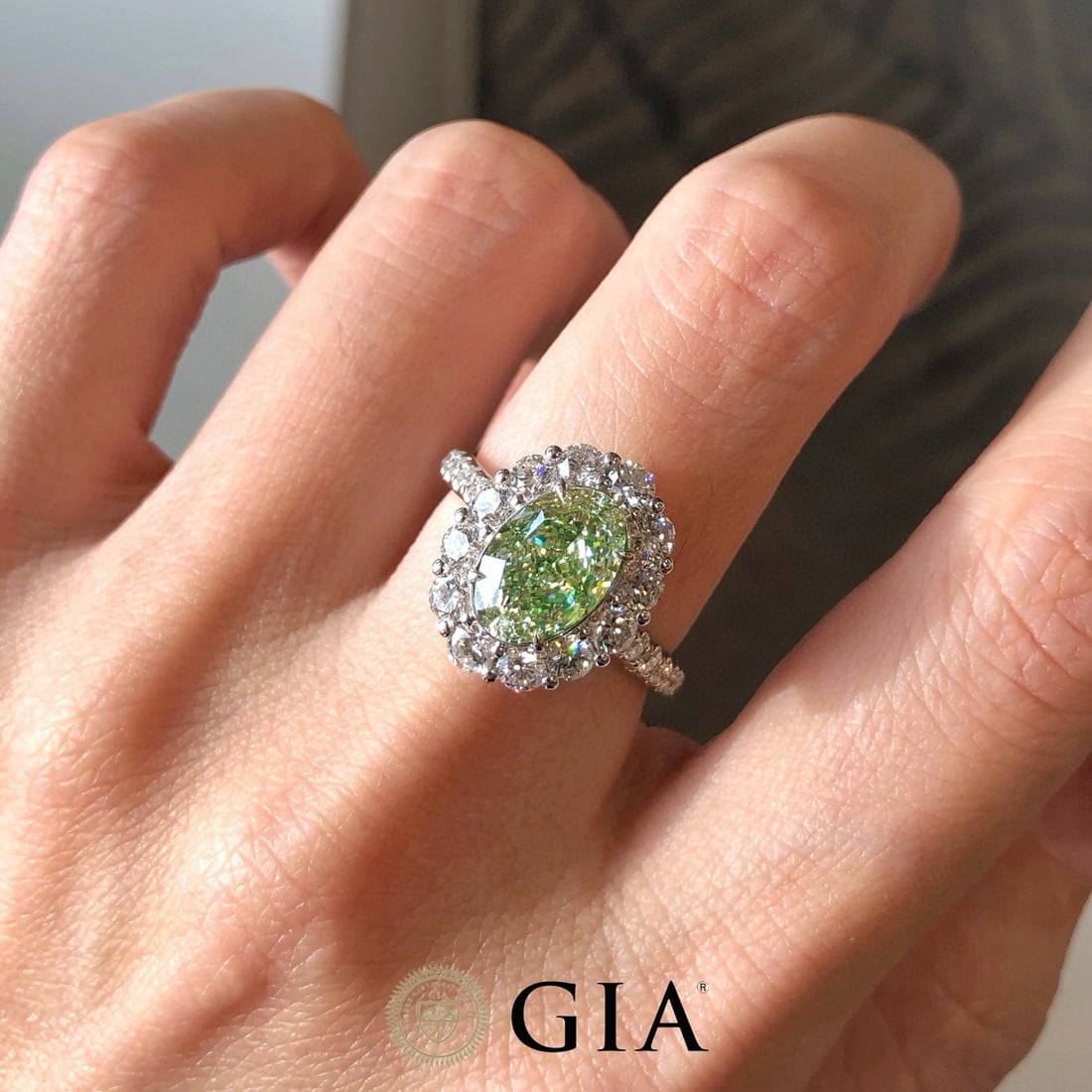Gia Certified 14k Gold 2.25 Ct Natural Green Diamond & Diamond Ring - 5