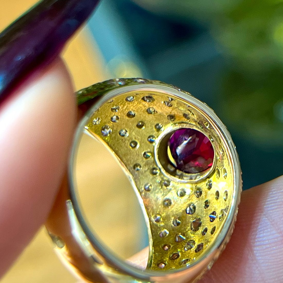 14k Gold 4.38 Ctw Natural Ruby & Diamond Ring - 5