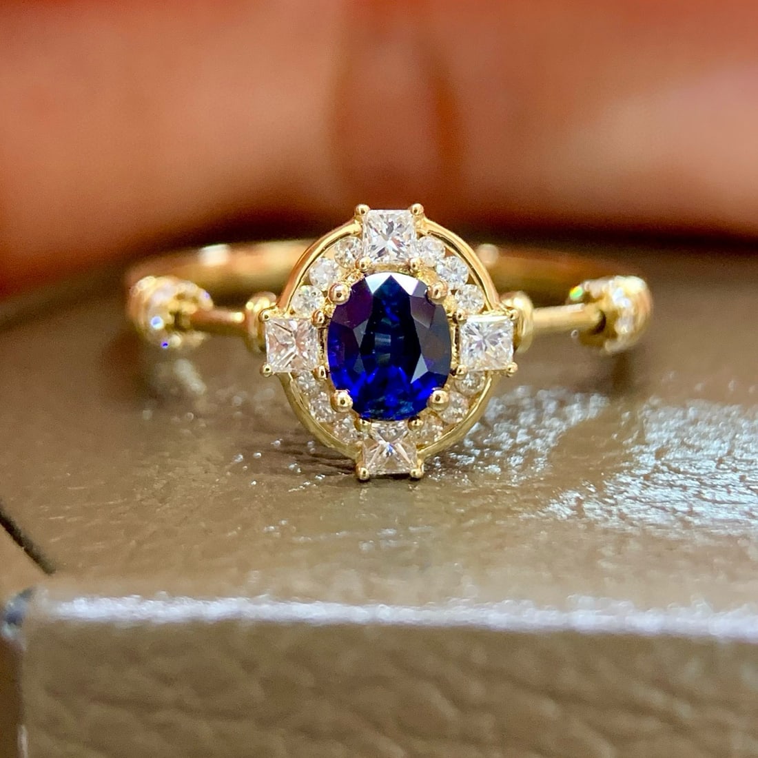 14k Gold 0.67 Ctw Natural Sapphire & Diamond Ring: Ref:231062415 // gold content:14k gold // ring size:7. 25us // // main gemstone:sapphire // shape:oval // carat weight:0. 44ct // color:blue // treatment:natural // // adjacent gemstone 2 :