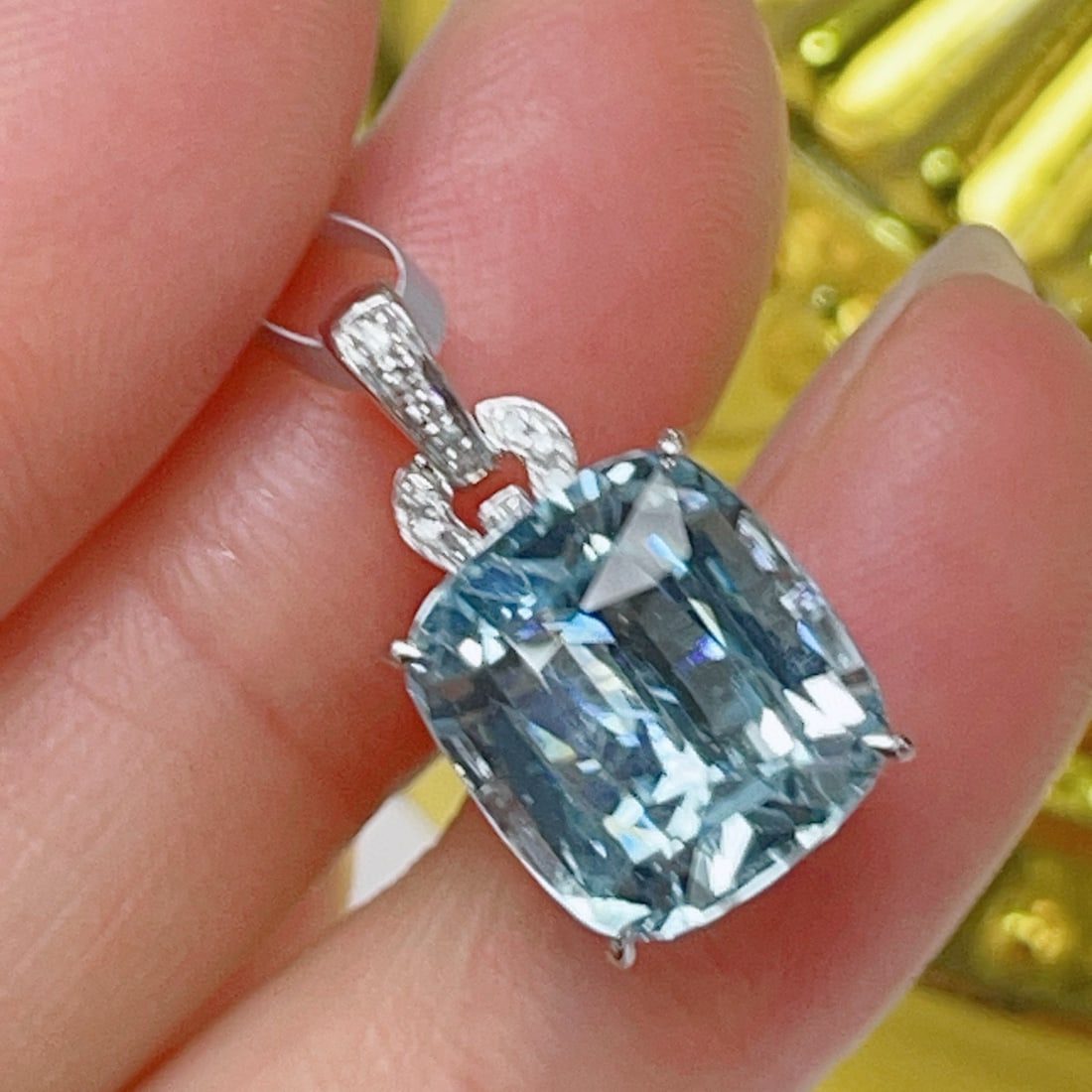 14k Gold 4.84 Ctw Natural Aquamarine & Diamond Pendant( Without Chain ) - 4