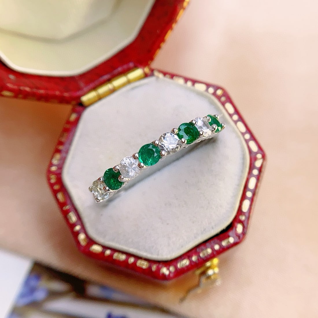 14k Gold 0.45 Ct Natural Emerald & Sapphire Ring: Ref:231062438 // gold content:14k gold // ring size:7. 25us // // main gemstone:emerald // shape:round // carat weight:0. 45ct // color:green // treatment:natural // cut grade:g // // adjacent