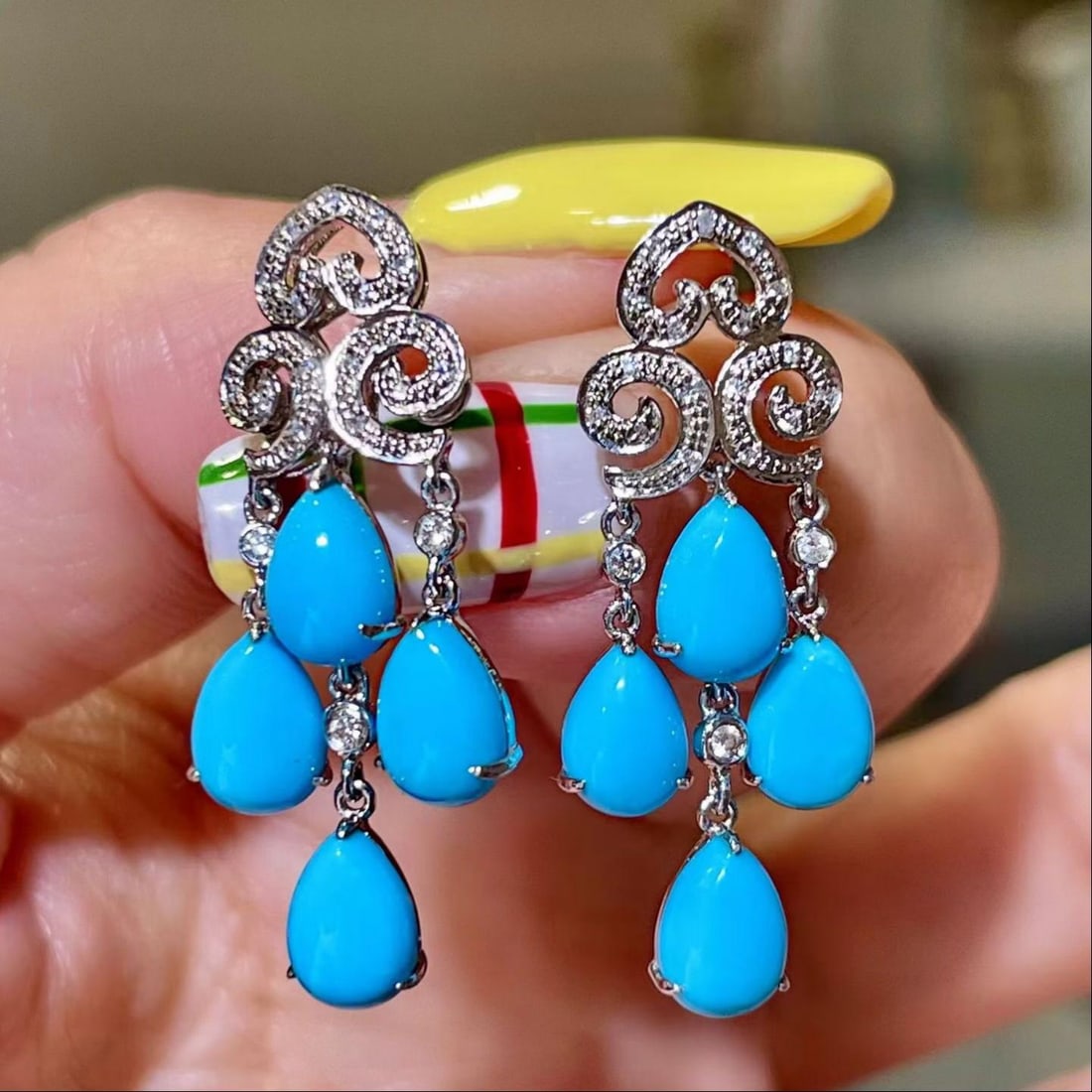 14k Gold 5.82 Ctw Natural Blue Turquoise & Diamond Earrings: Ref:231191022 // gold content:14k gold // main gemstone:blue turquoise // shape:pear // carat weight:5. 66ct // color:blue // treatment:natural // // adjacent gemstone 2 : diamond // shape:round // ca