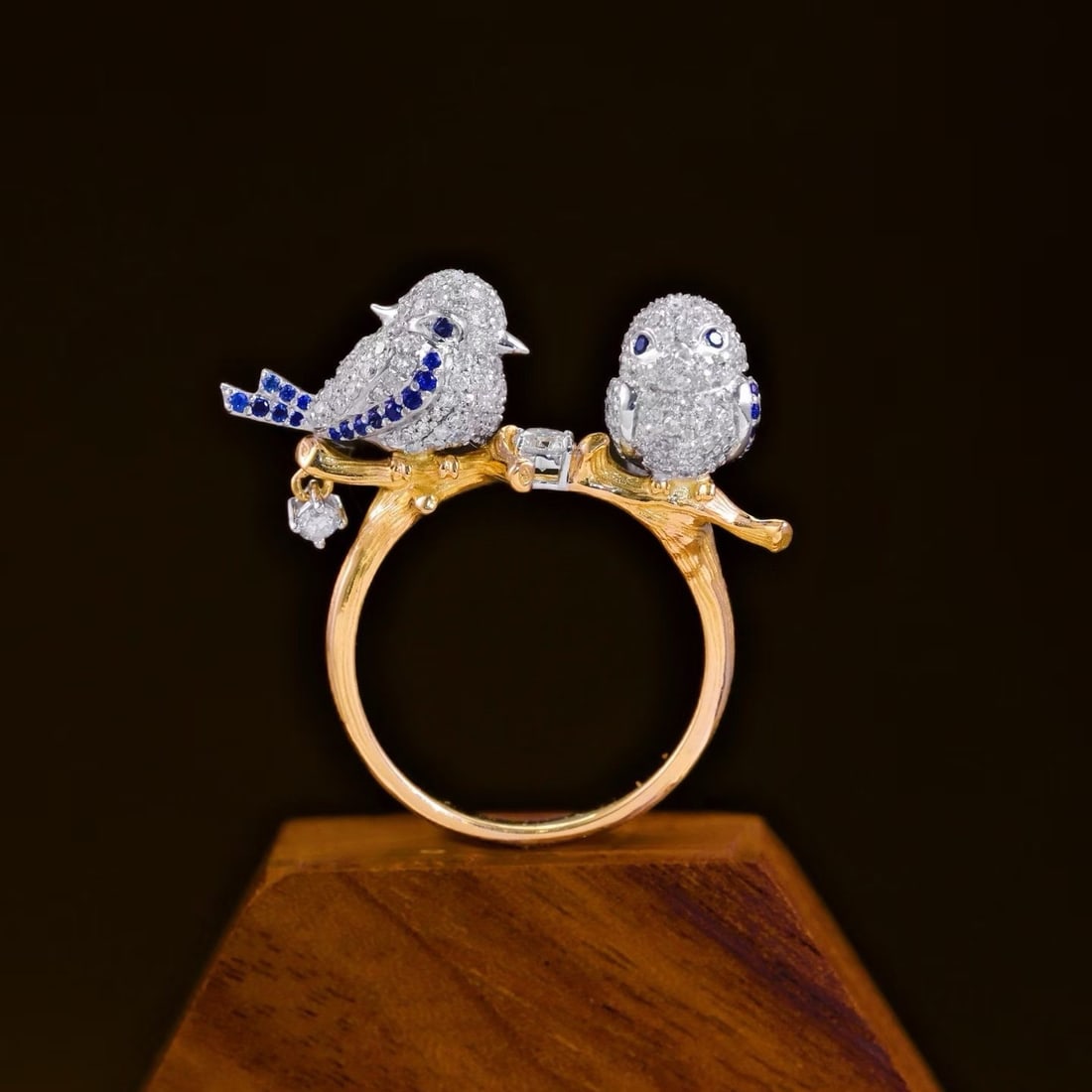14k Gold 1.45 Ct Natural Sapphire & Diamond Ring: Ref:231191043 // gold content:14k gold // ring size:7. 25us // // main gemstone:sapphire & diamond // shape:round // carat weight:1. 45ct // color:blue & white // treatment:natural // cut grade:g //