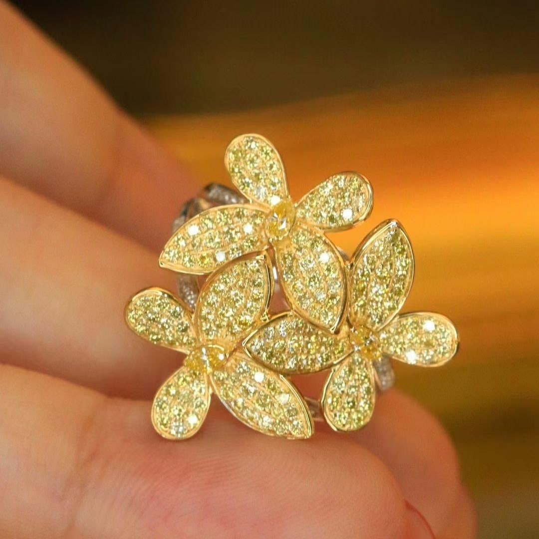 14k Gold 1.2 Ct Natural Color Diamond & Butterfly Ring - 6