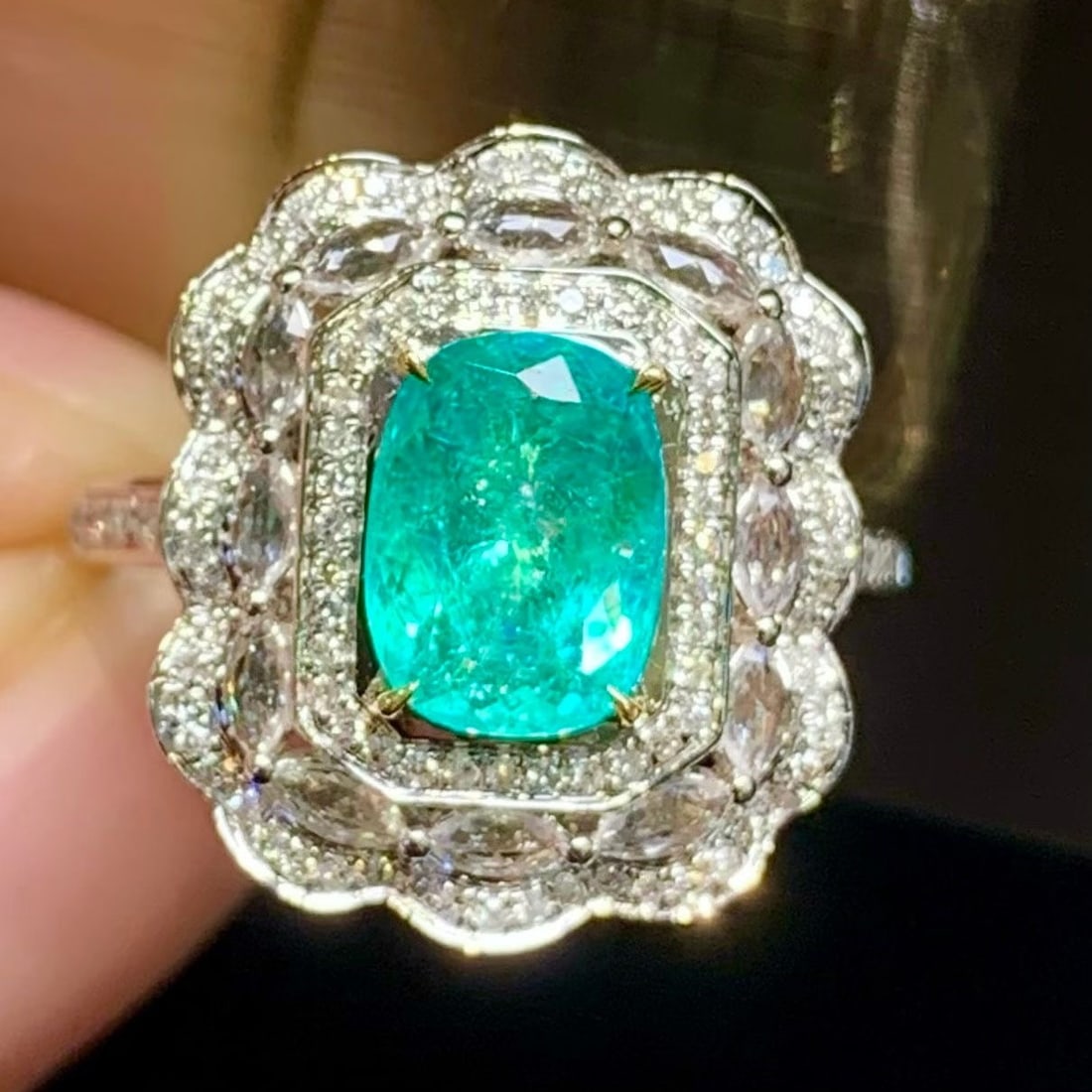 14k Gold 1.5 Ct Natural Paraiba Tourmaline & Diamond & Sapphire Ring - 2