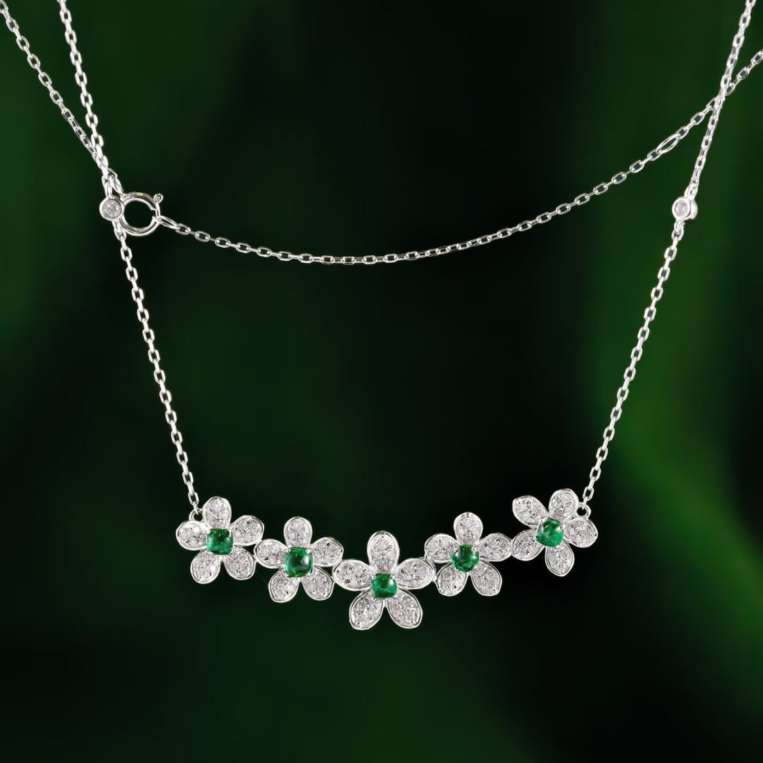 14k Gold 1.1 Ctw Natural Emerald & Diamond & Flowers Necklace: Ref:231191136 // gold content:14k gold // main gemstone:emerald // shape:round // carat weight:0. 5ct // color:green // treatment:natural // cut grade:g // // adjacent gemstone 2 : diamond //