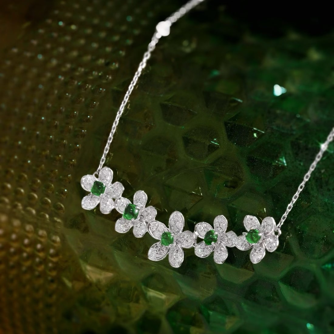 14k Gold 1.1 Ctw Natural Emerald & Diamond & Flowers Necklace - 2