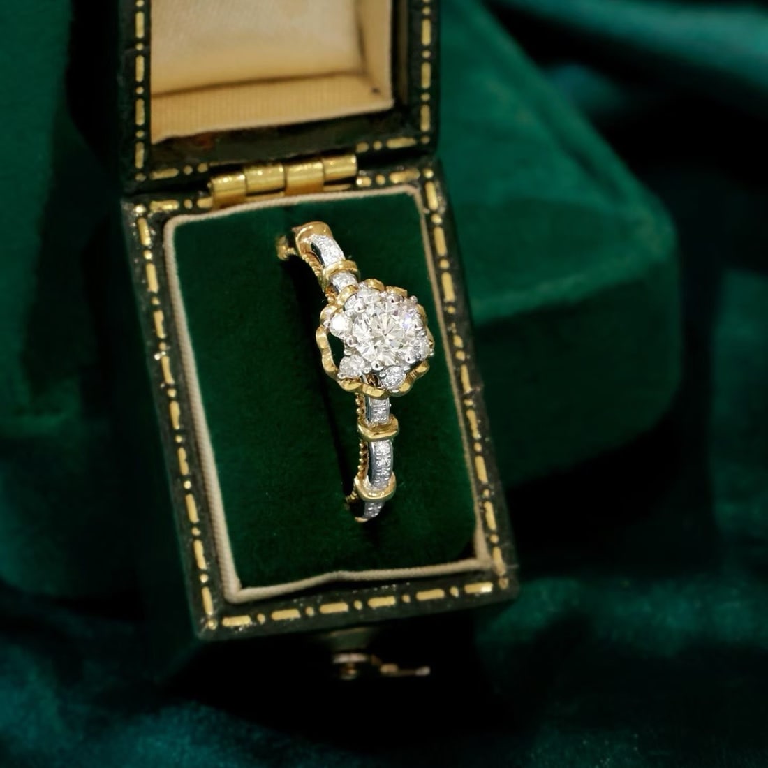 14k Gold 0.5 Ctw Natural H Diamond Ring: Ref:231191140 // gold content:14k gold // ring size:7. 25us // // main gemstone:diamond // shape:round // carat weight:0. 3ct // clarity grade:vs-si // color:h // treatment:natural // cut grade:g //