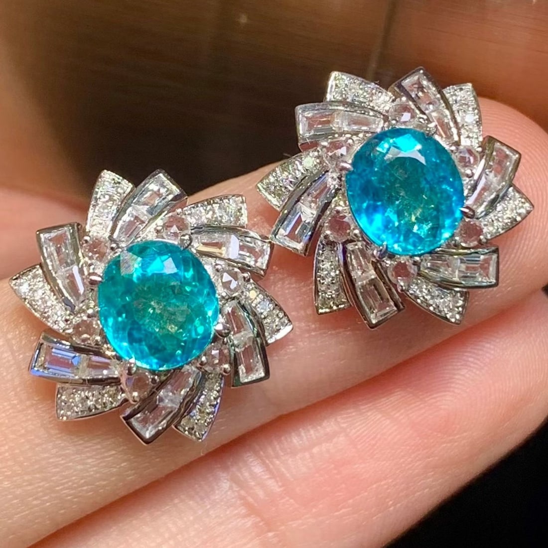 14k Gold 2.4 Ct Natural Paraiba Tourmaline & Diamond & Sapphire Earrings: Ref:231191153 // gold content:14k gold // main gemstone:paraiba tourmaline // shape:oval // carat weight:2. 4ct // color:bluish green // treatment:natural // // adjacent gemstone 2 : diamond // shape: