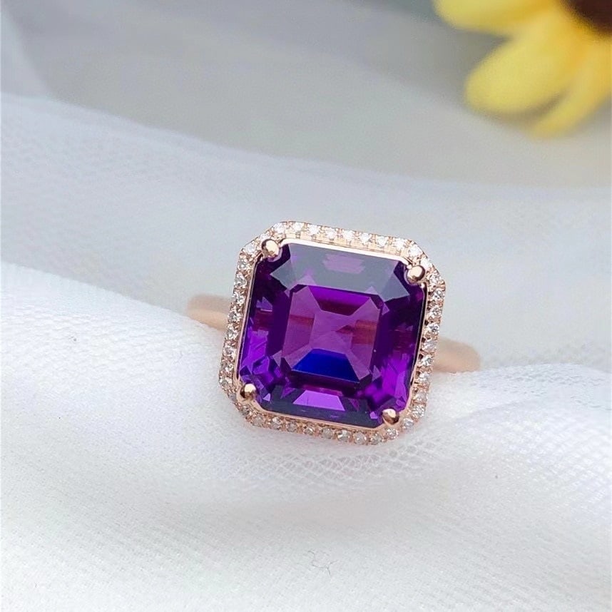 14k Gold 4.90 Ct Natural Amethyst & Diamond Ring: Ref:231191213 // gold content:14k gold // ring size:7. 25us // // main gemstone:amethyst // shape:octagonal // carat weight:4. 90ct // color:purple // treatment:natural // // adjacent gemstone 2 :