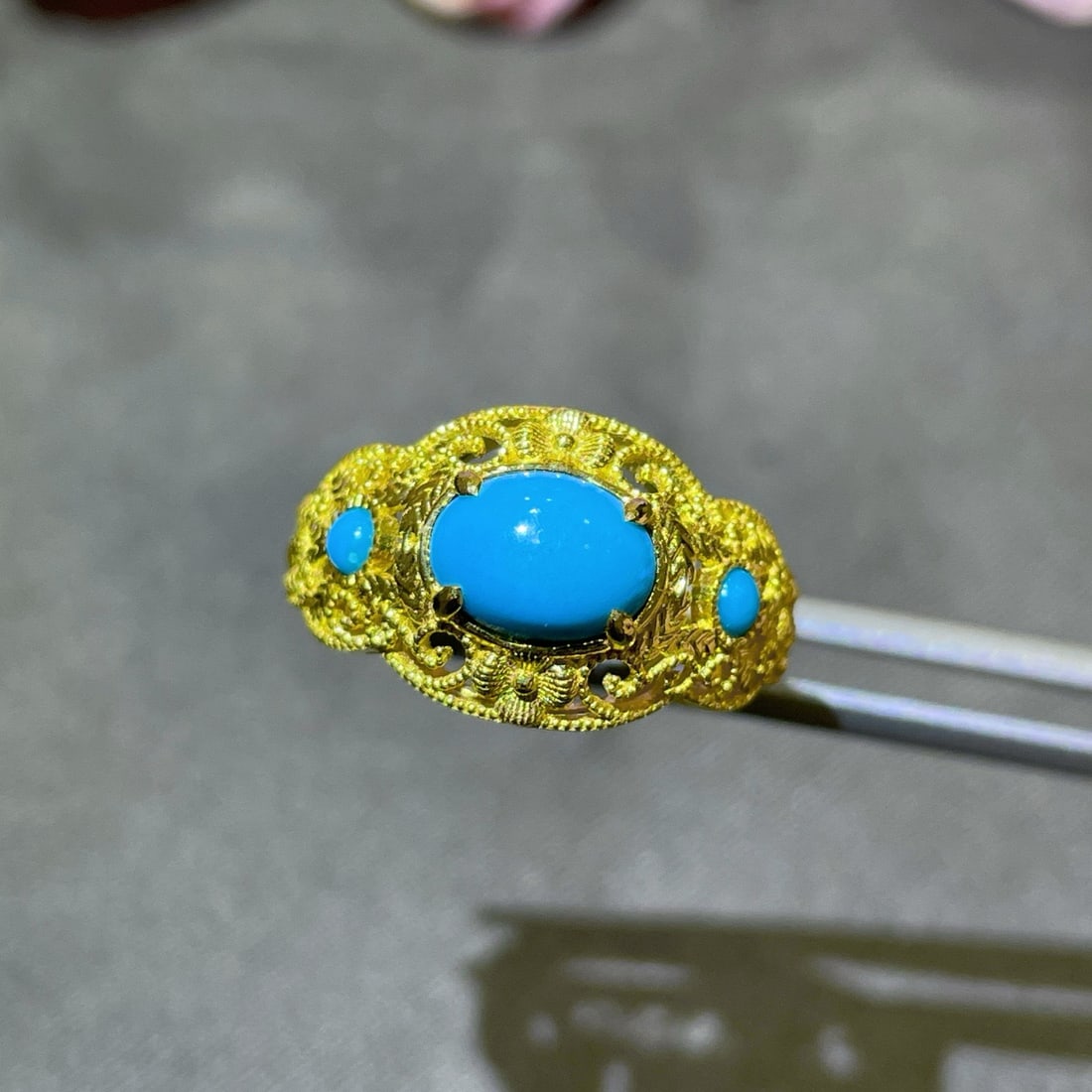 14k Gold 1.27 Ct Natural Blue Turquoise & Blue Turquoise Ring - 2