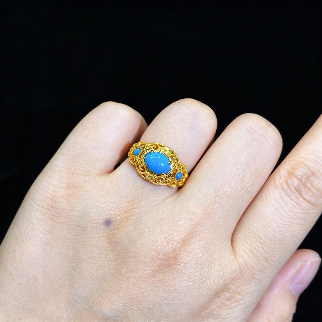 14k Gold 1.27 Ct Natural Blue Turquoise & Blue Turquoise Ring - 6