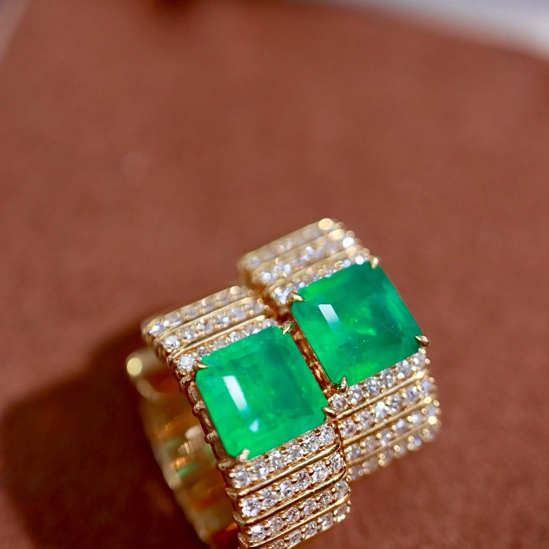 14k Gold 2.82 Ctw Natural Emerald & Diamond Earrings - 6