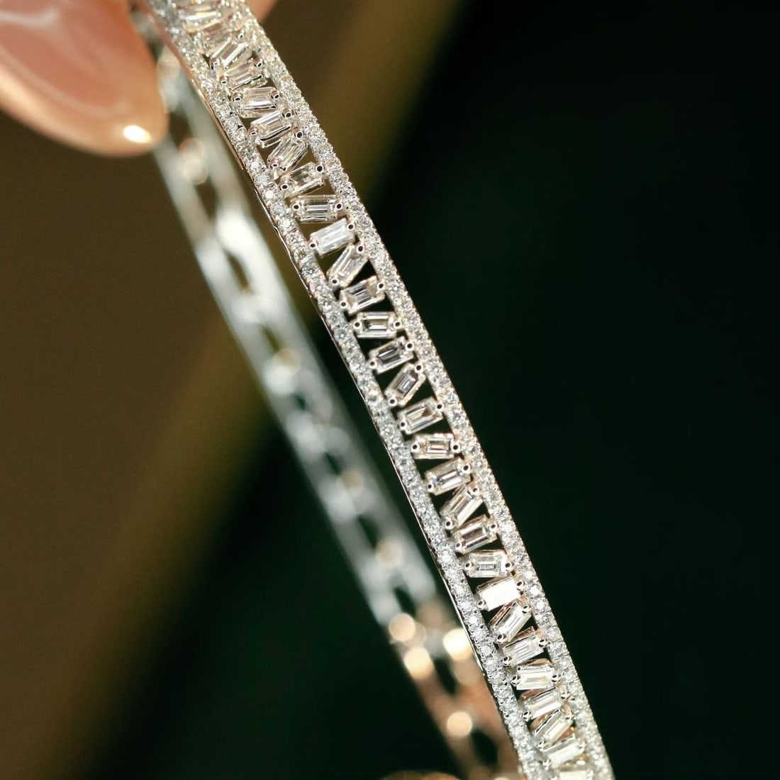 14k Gold 1.15 Ct Natural H Diamond Bangle - 2