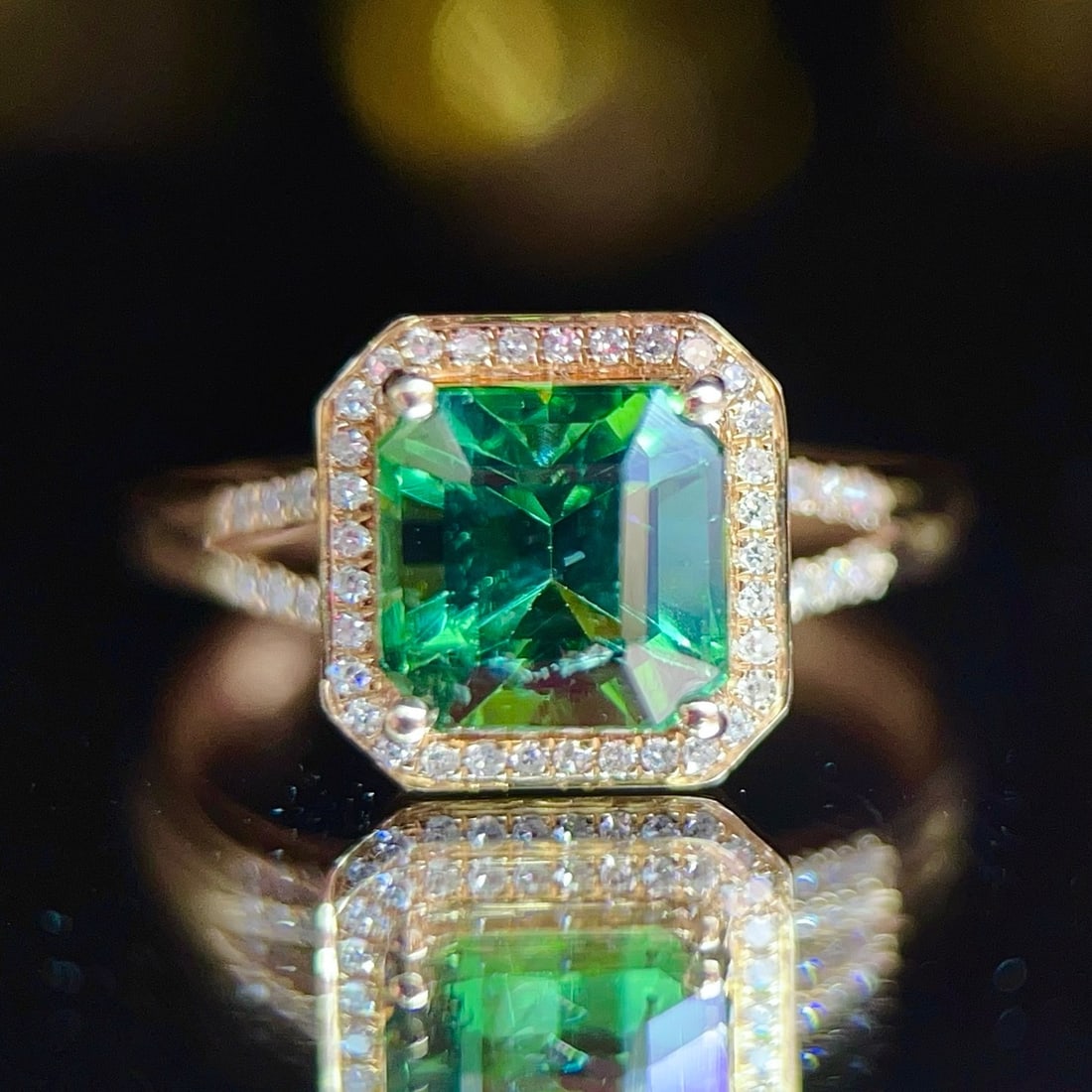 14k Gold 2.44 Ctw Natural Tourmaline & Diamond Ring: Ref:231192067 // gold content:14k gold // ring size:7. 25us // // main gemstone:tourmaline // shape:octagonal // carat weight:2. 3ct // color:green // treatment:natural // // adjacent gemstone 2 : dia