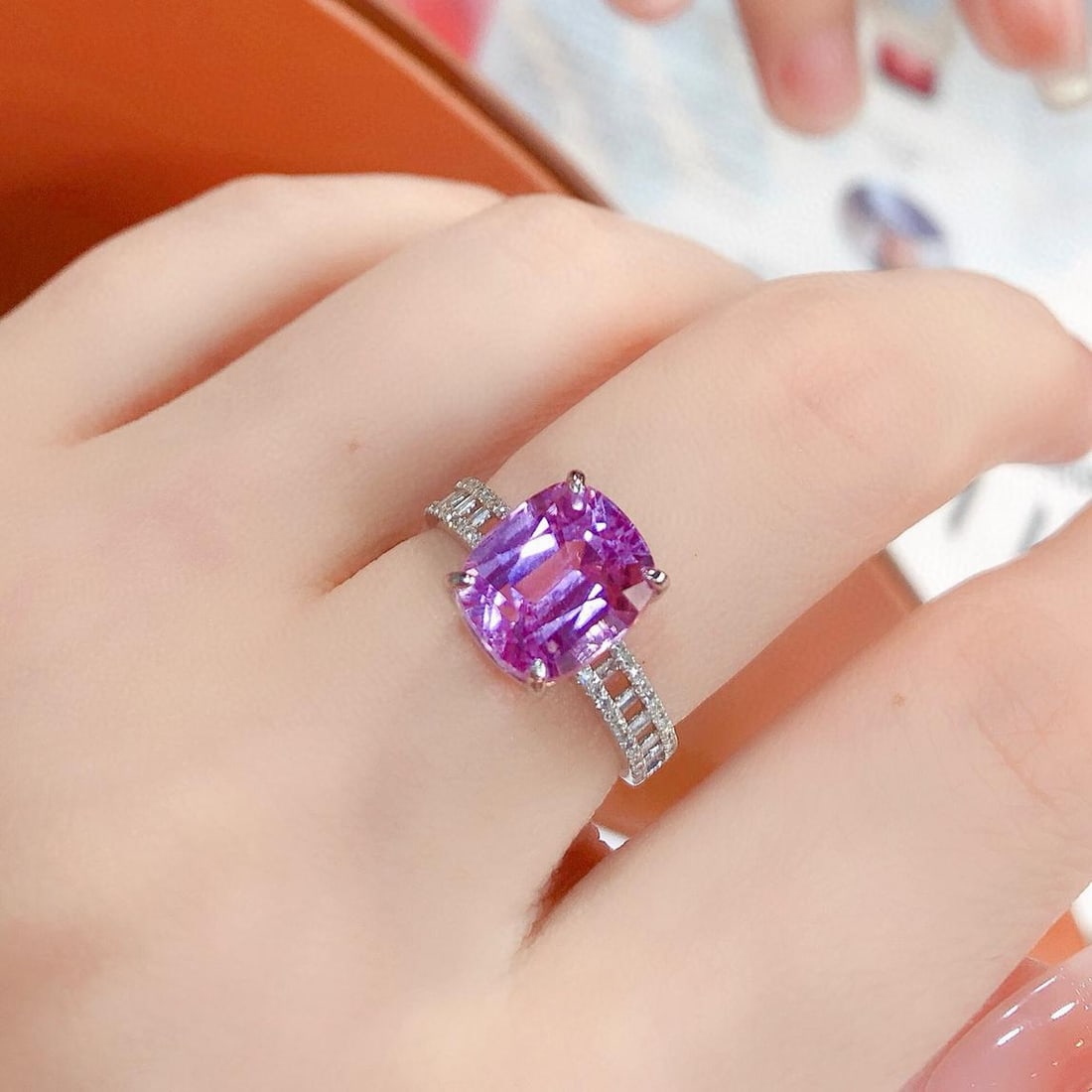 14k Gold 5.2 Ct Natural Kunzite & Diamond Ring: Ref:231192183 // gold content:14k gold // ring size:7. 25us // // main gemstone:kunzite // shape:cushion // carat weight:5. 2ct // color:pinkish purple // treatment:natural // // adjacent gemstone 2