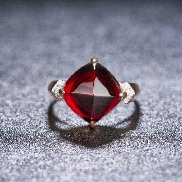 14k Gold 9.88 Ct Natural Garnet & Diamond Ring - 3