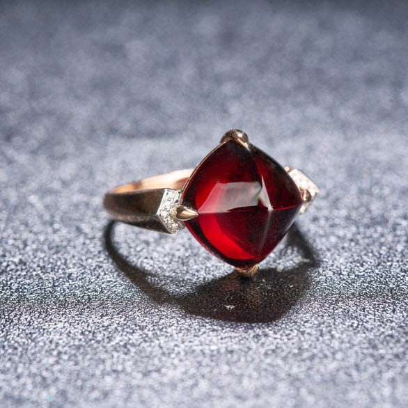 14k Gold 9.88 Ct Natural Garnet & Diamond Ring - 4