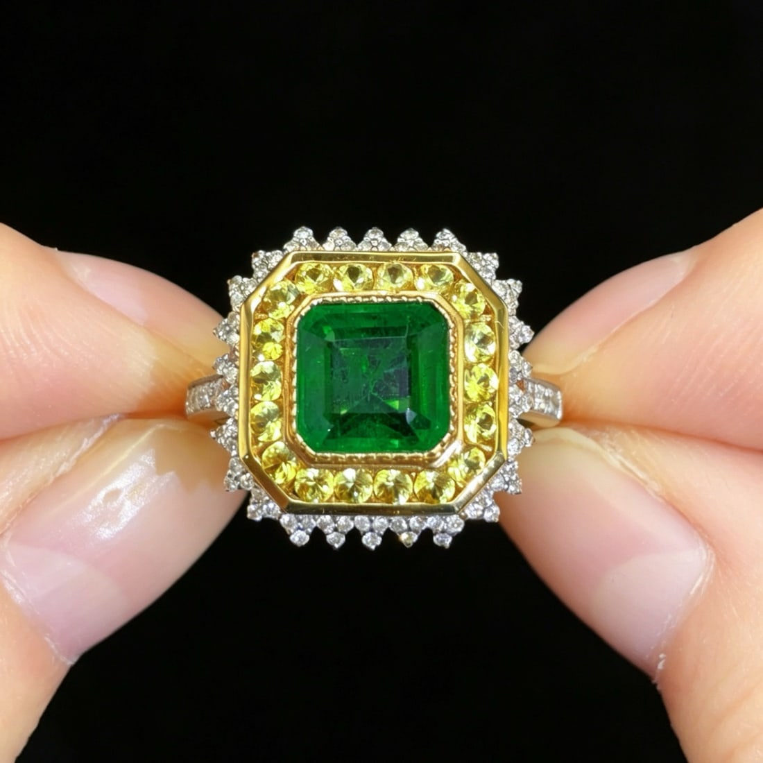 14k Gold 2.56 Ctw Vivid Green Natural Emerald & Sapphire Ring: Ref:231192203 // gold content:14k gold // ring size:7. 25us // // main gemstone:emerald // shape:octagonal // carat weight:1. 85ct // color:vivid green // treatment:natural // // adjacent gemstone 2