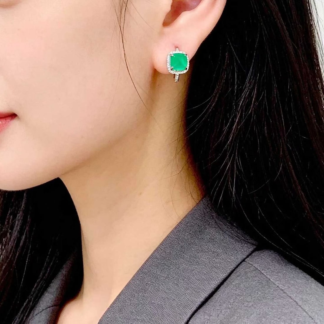 14k Gold 2 Ct Natural Emerald & Diamond Earrings - 5