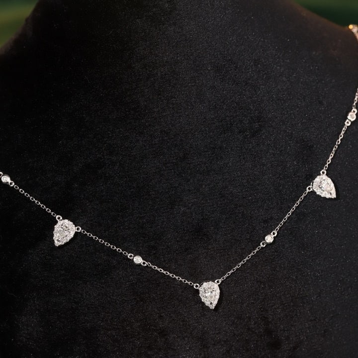 14k Gold 0.90 Ct Natural H Diamond Necklace: Ref:231192222 // gold content:14k gold // main gemstone:diamond // shape:multiple // carat weight:0. 90ct // clarity grade:vs-si // color:h // treatment:natural // Condition: New Low Estimate: