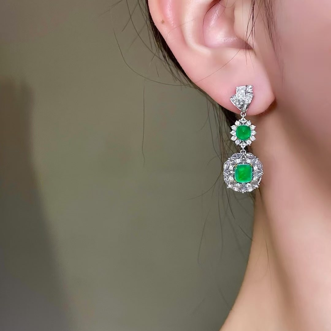 14k Gold 5.1 Ctw Natural Emerald & Sapphire Earrings - 5