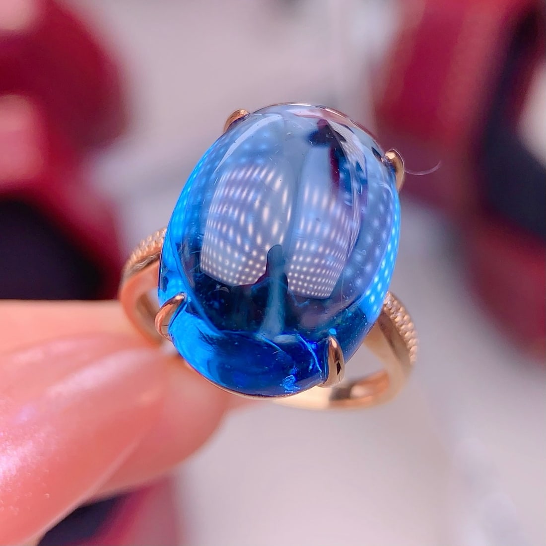 14k Gold 19.95 Ct Natural Topaz & Diamond Ring - 2