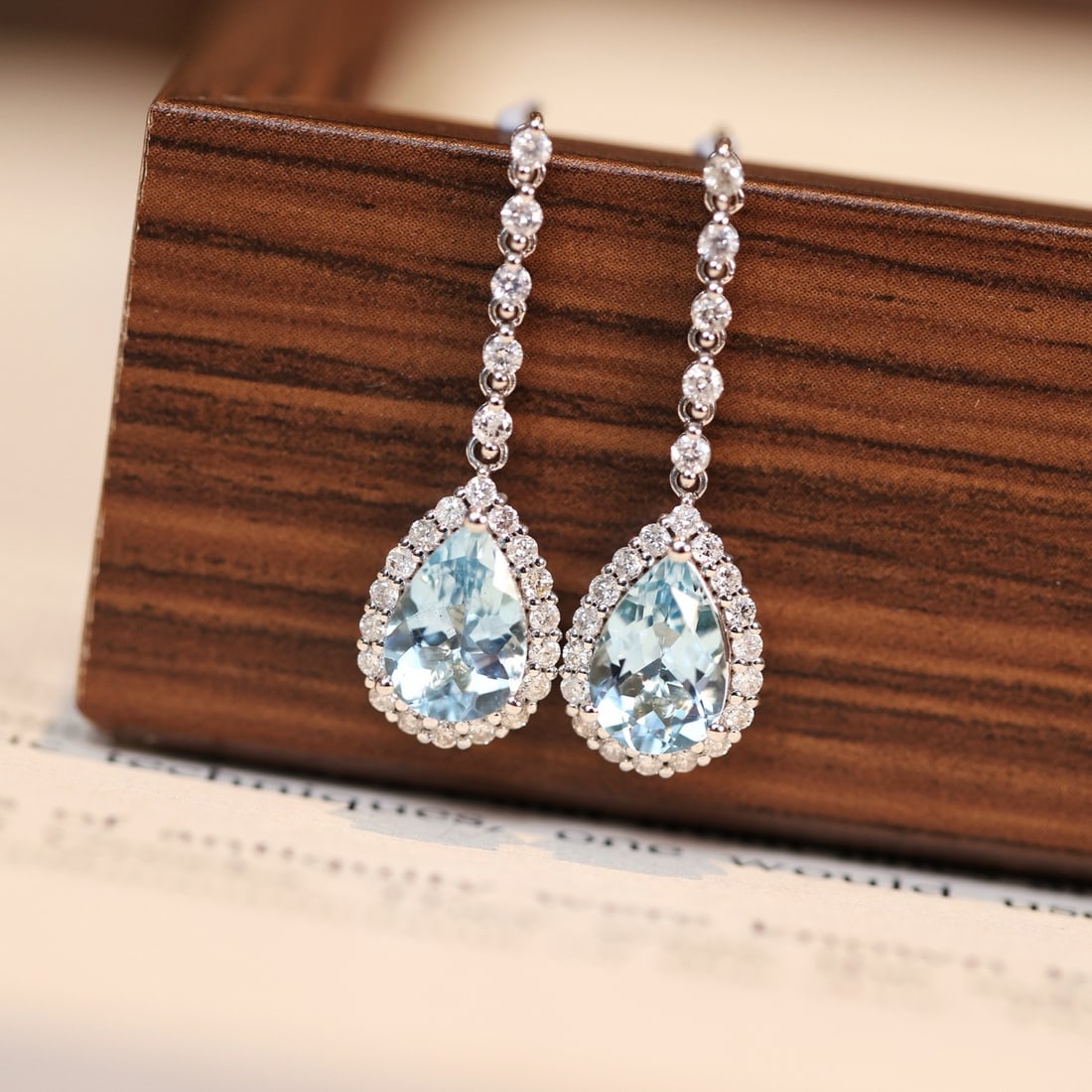 14k Gold 2.08 Ct Natural Aquamarine & Diamond Earrings - 5