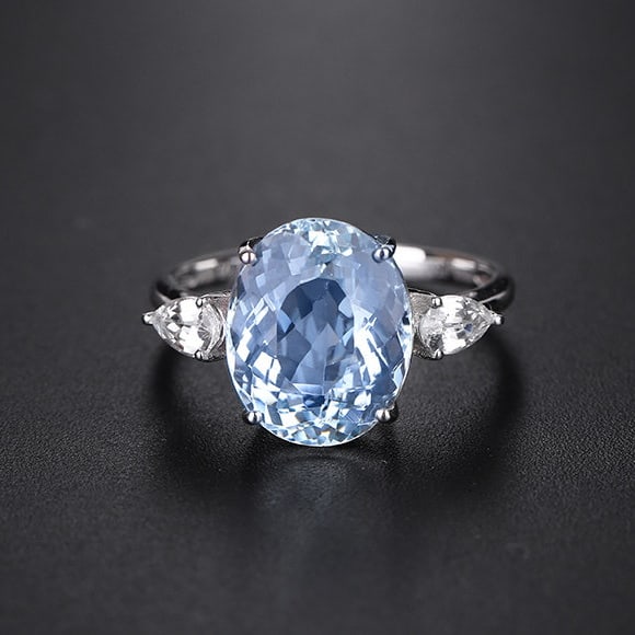 14k Gold 4.71 Ctw Natural Aquamarine & Sapphire Ring: Ref:231192336 // gold content:14k gold // ring size:7. 25us // // main gemstone:aquamarine // shape:oval // carat weight:4. 18ct // color:blue // treatment:natural // // adjacent gemstone 2 :
