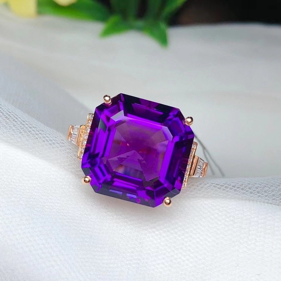14k Gold 14.02 Ct Natural Amethyst & Diamond & Sapphire Ring - 2