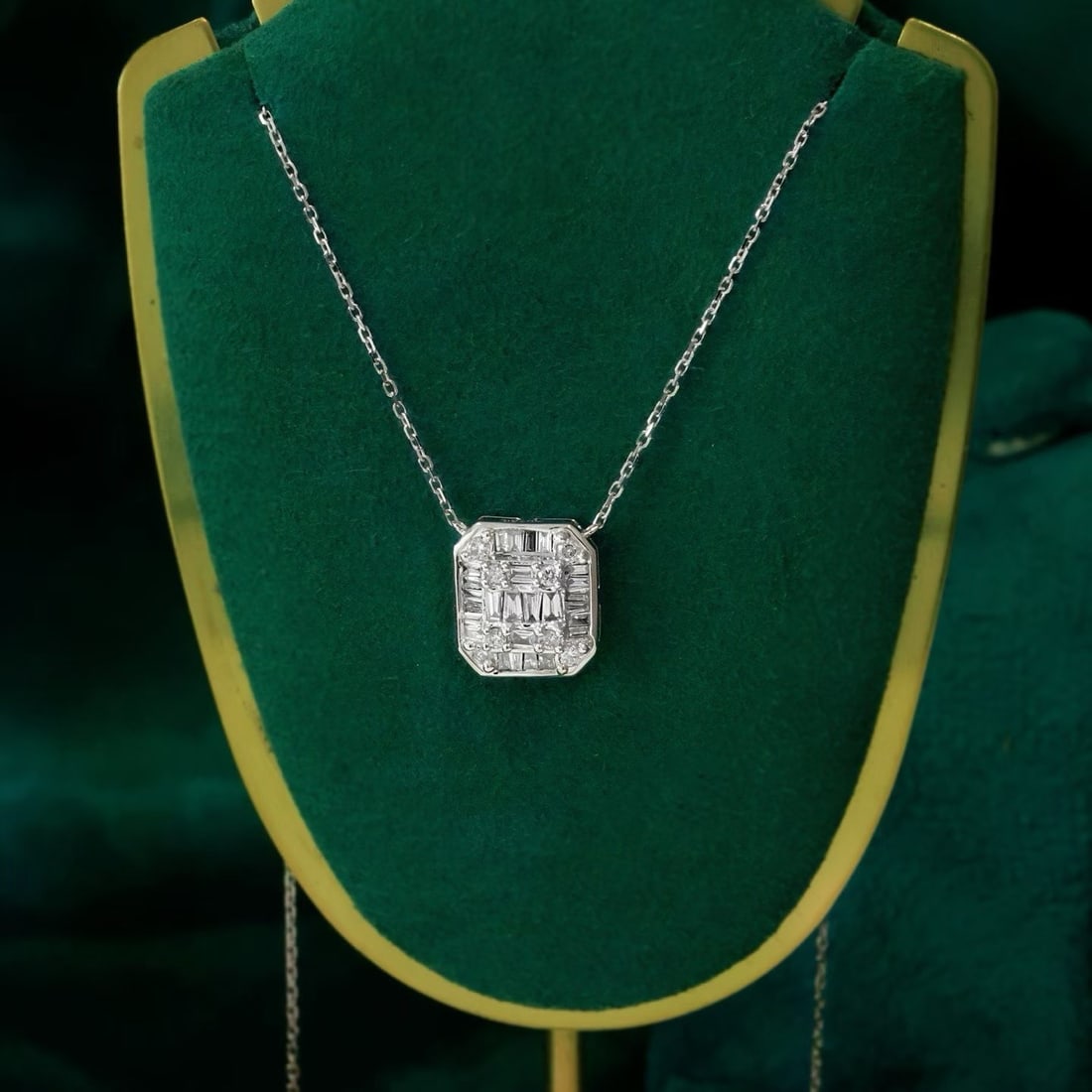 14k Gold 0.46 Ct Natural H Diamond Necklace: Ref:231192367 // gold content:14k gold // main gemstone:diamond // shape:multiple // carat weight:0. 46ct // clarity grade:vs-si // color:h // treatment:natural // Condition: New Low Estimate:
