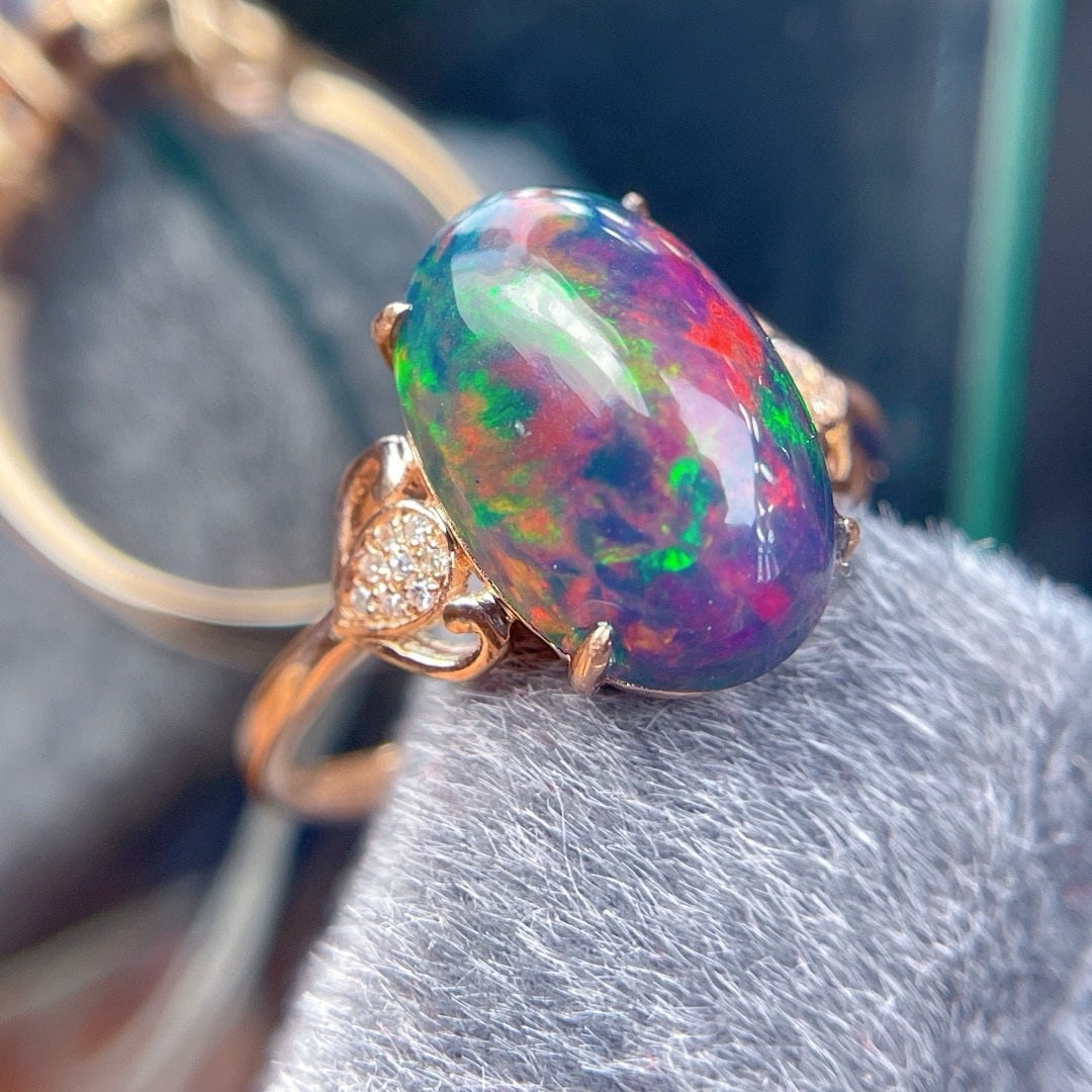 14k Gold 3.5 Ct Natural Opal & Diamond Ring - 5