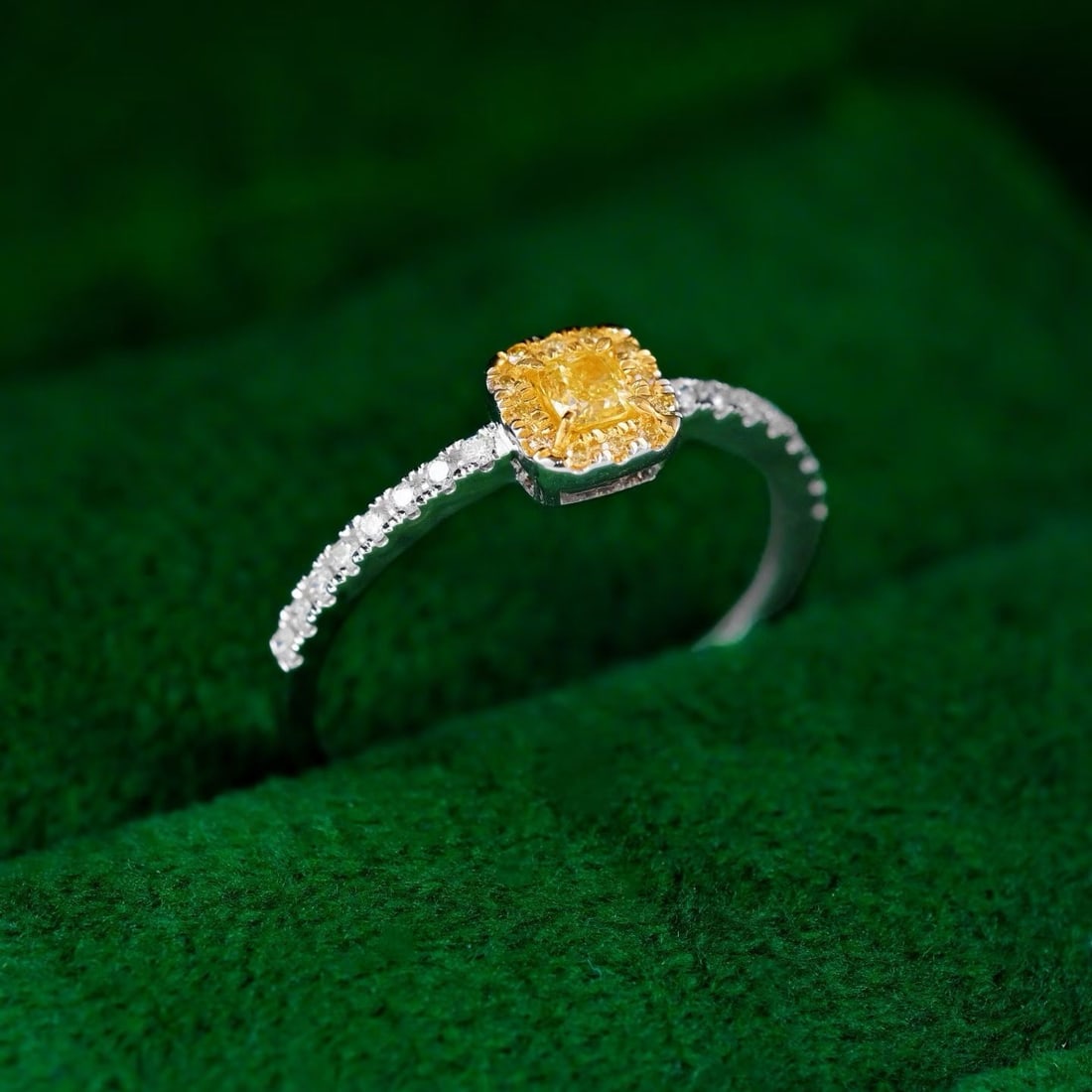 14k Gold 0.2 Ct Natural Yellow Diamond & Diamond Ring - 3