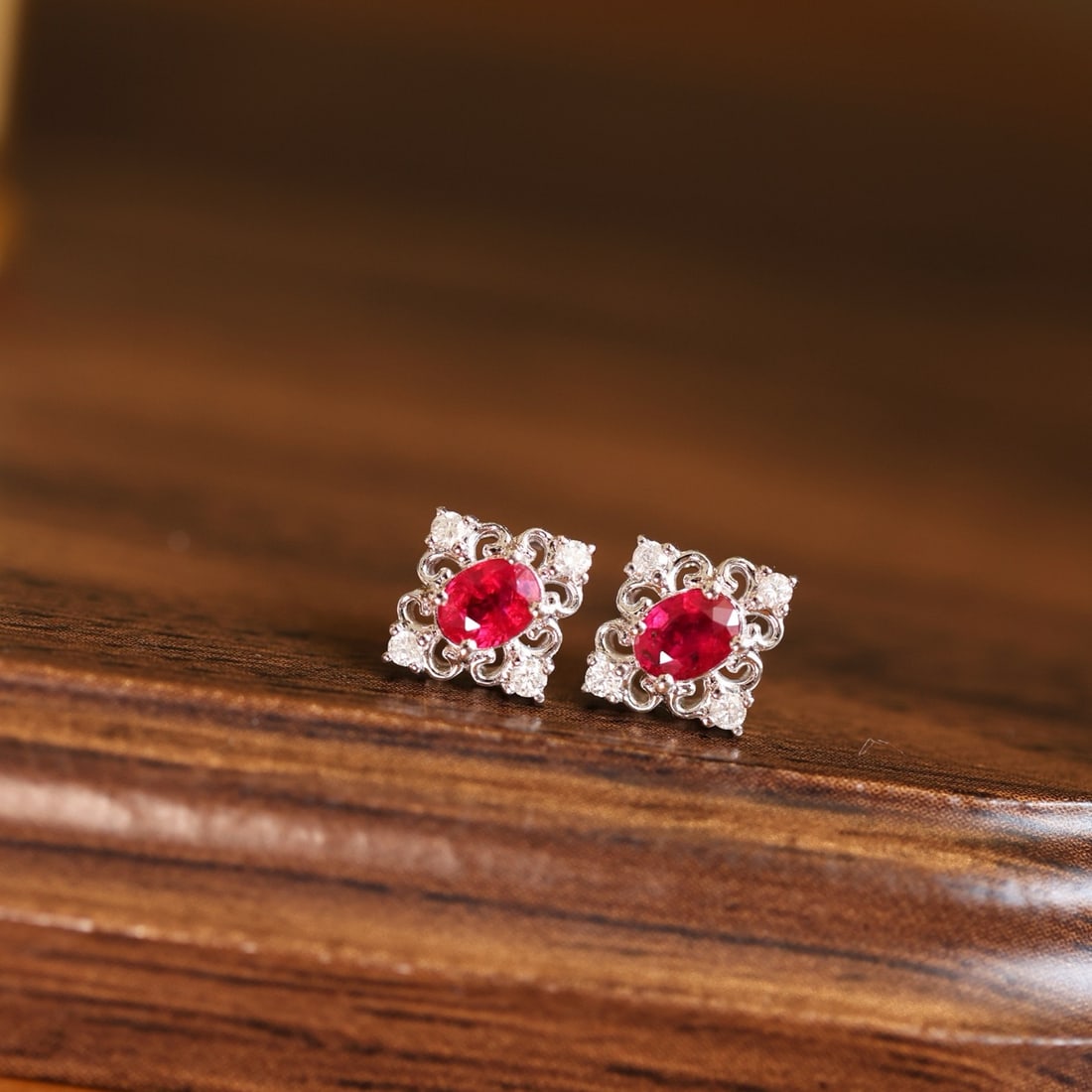 14k Gold 0.82 Ctw Vivid Red Natural Ruby & Diamond Earrings - 6
