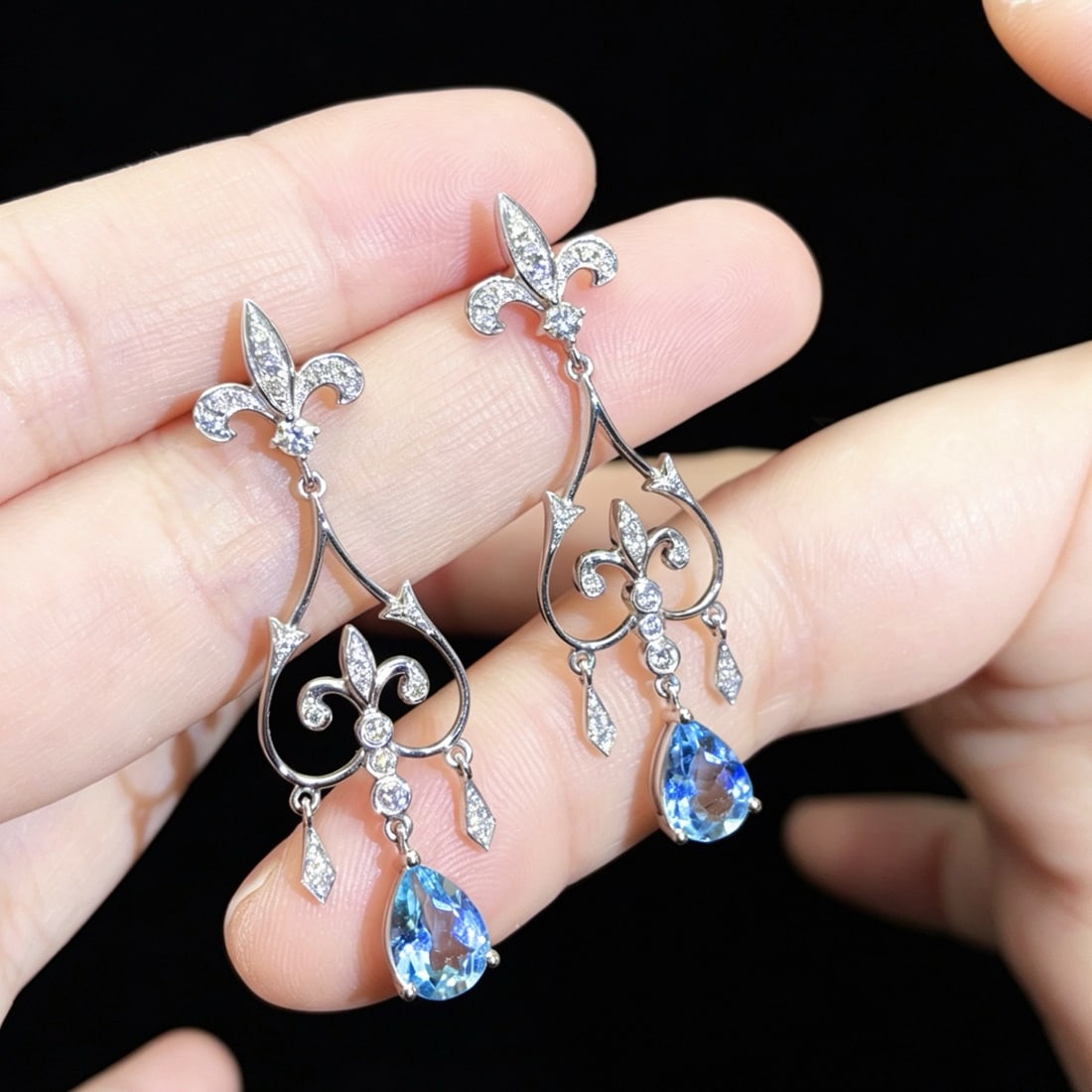 14k Gold 2.35 Ctw Natural Aquamarine & Diamond Earrings - 3