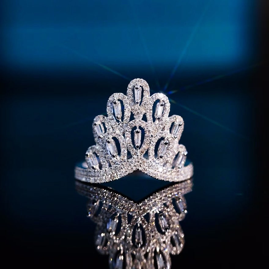 14k Gold 0.75 Ct Natural H Diamond Ring: Ref:231063011 // gold content:14k gold // ring size:7. 25us // // main gemstone:diamond // shape:multiple // carat weight:0. 75ct // clarity grade:vs-si // color:h // treatment:natural // Low Estimat