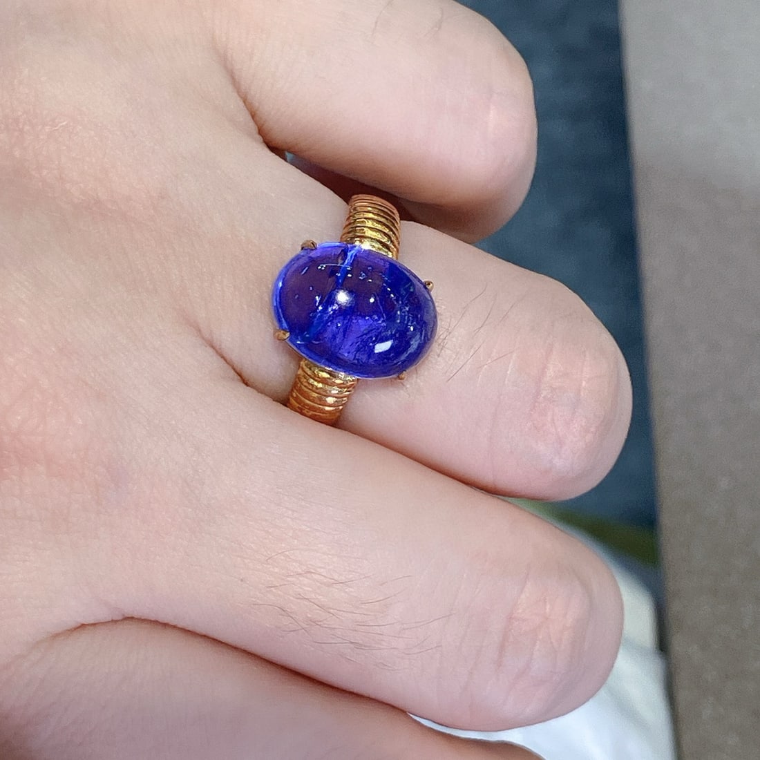 14k Gold 9.9 Ct Natural Tanzanite Ring - 5