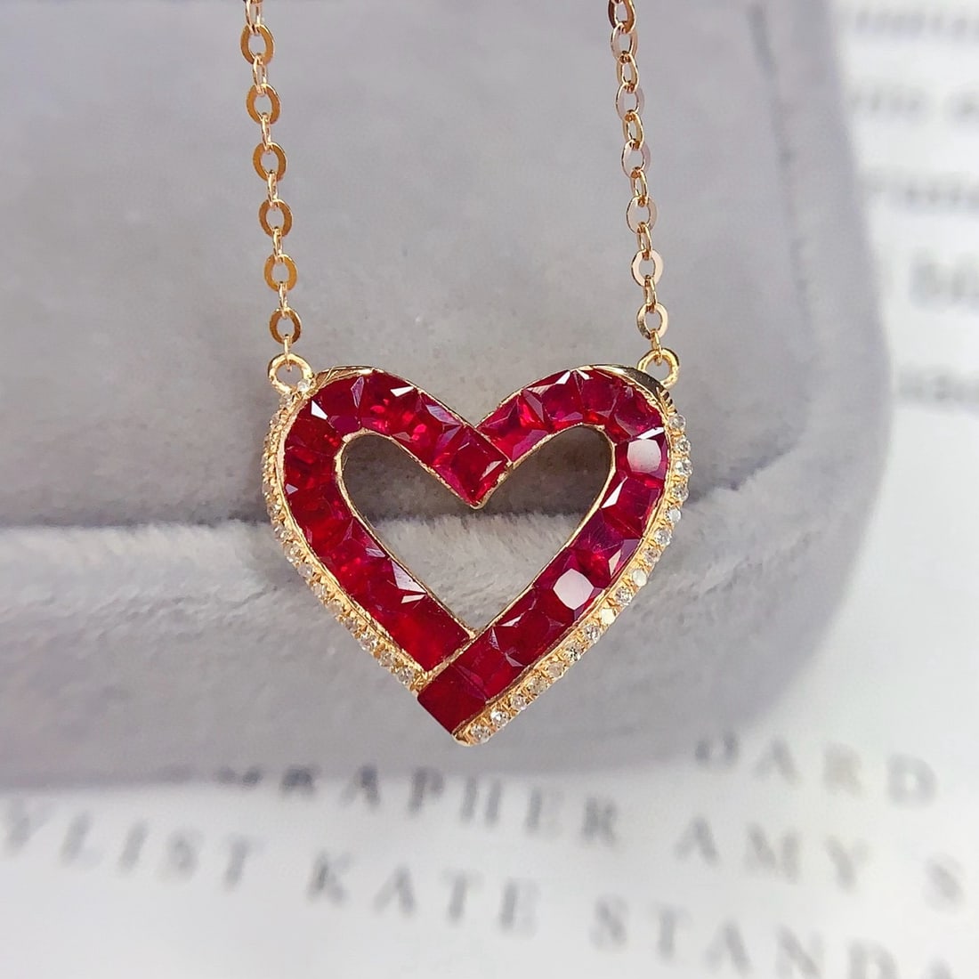 14k Gold 1.5 Ct Vivid Red Natural Ruby & Diamond Necklace: Ref:231063081 // gold content:14k gold // main gemstone:ruby // shape:princess // carat weight:1. 5ct // color:vivid red // treatment:natural // // adjacent gemstone 2 : diamond // number of