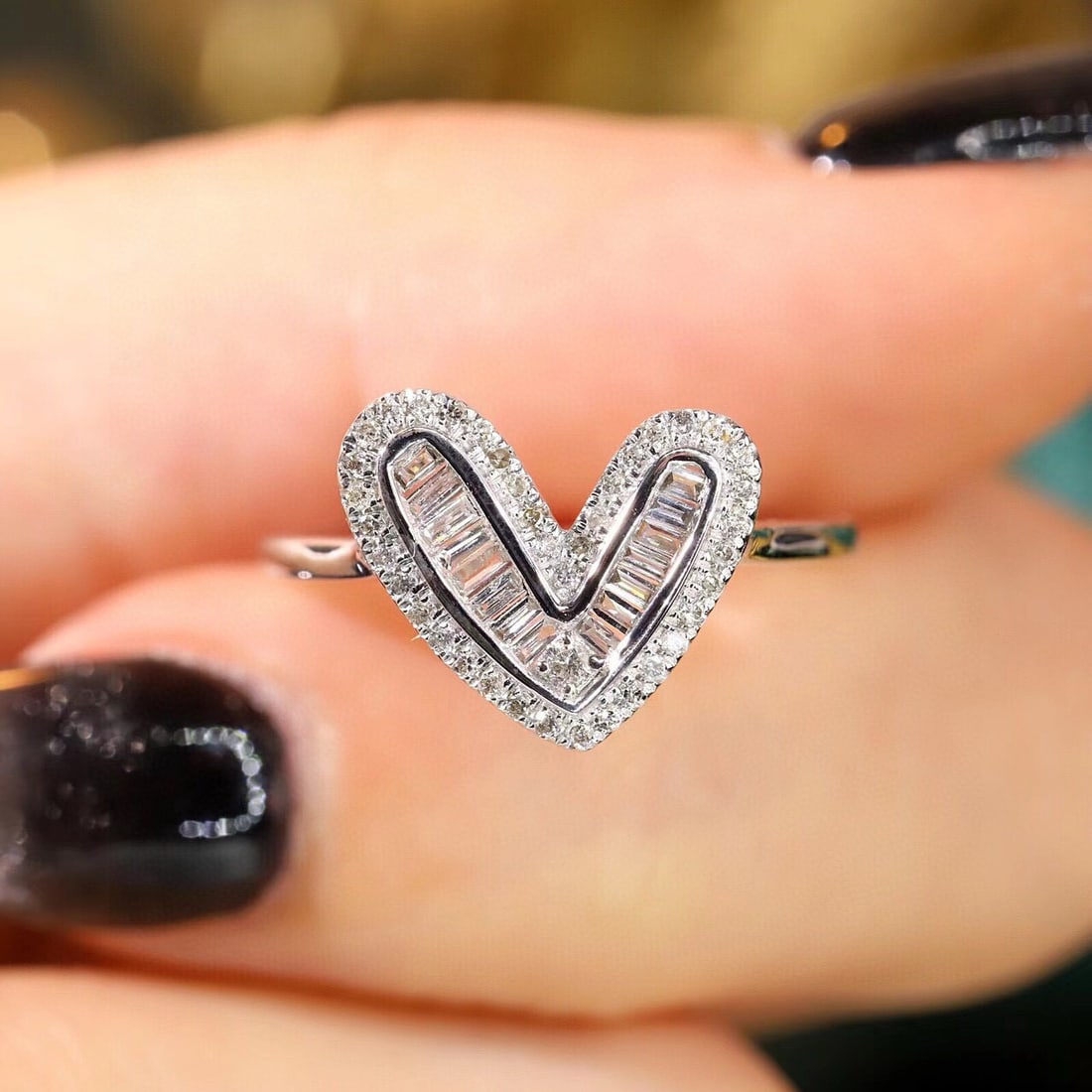 14k Gold 0.38 Ct Natural H Diamond Ring - 7