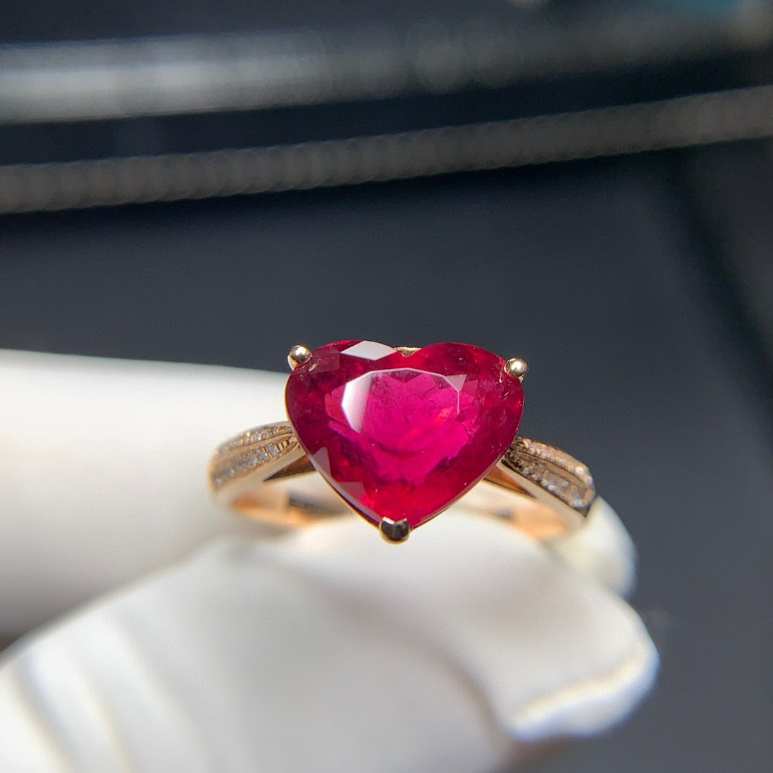 14k Gold 4.5 Ct Natural Tourmaline & Diamond Ring - 7