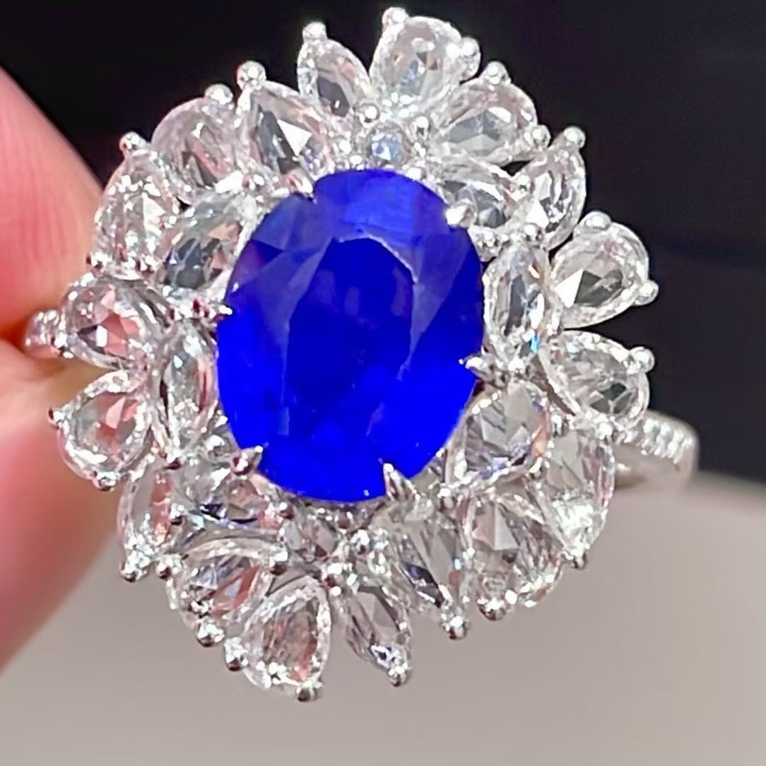 14k Gold 2.43 Ct Natural Sapphire & Diamond & Sapphire Ring: Ref:231063184 // gold content:14k gold // ring size:7. 25us // // main gemstone:sapphire // shape:oval // carat weight:2. 43ct // color:royal blue // treatment:natural // // adjacent gemstone 2 : diam