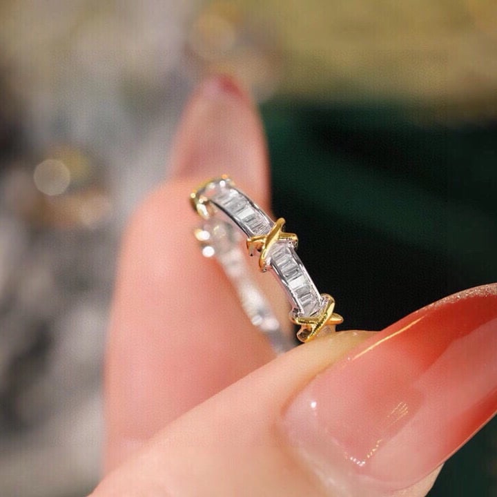 14k Gold 0.22 Ct Natural H Diamond Ring - 8