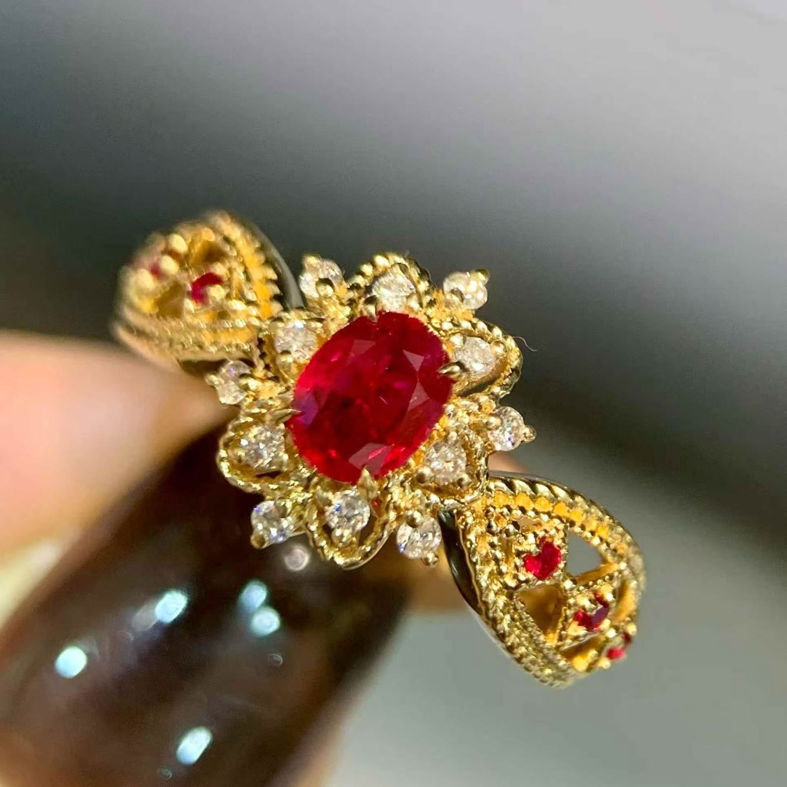 14k Gold 0.57 Ctw Natural Ruby & Diamond Ring: Ref:231063218 // gold content:14k gold // ring size:7. 25us // // main gemstone:ruby // shape:oval // carat weight:0. 45ct // color:red // treatment:natural // // adjacent gemstone 2 : diamond // shap