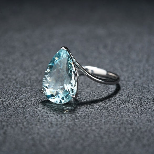 14k Gold 4.49 Ct Natural Aquamarine Ring - 3
