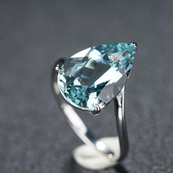 14k Gold 4.49 Ct Natural Aquamarine Ring - 7