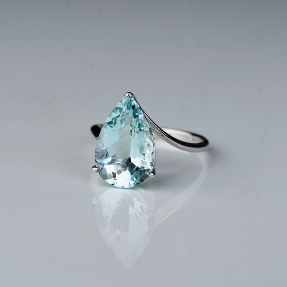 14k Gold 4.49 Ct Natural Aquamarine Ring - 9