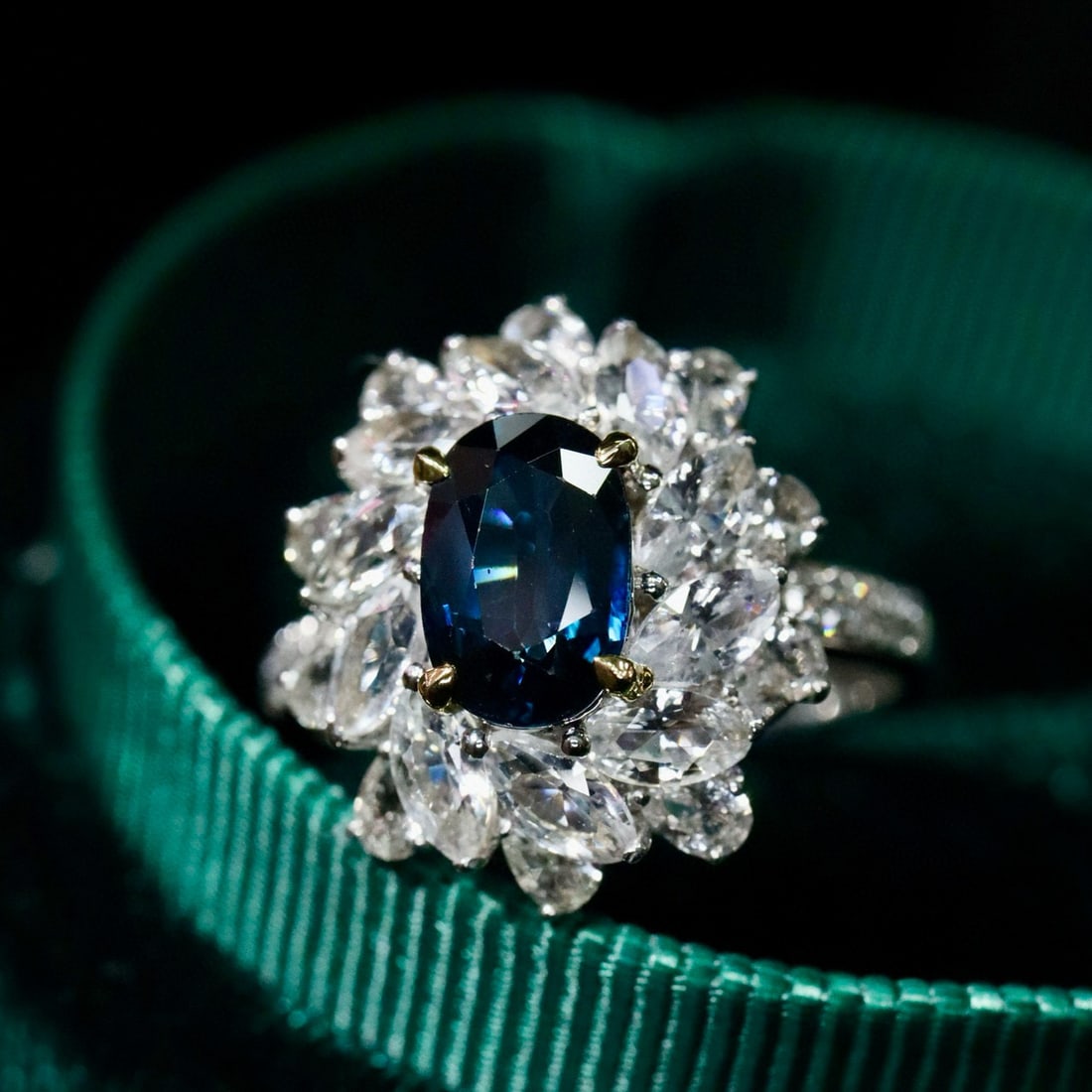 14k Gold 1.47 Ctw Natural Sapphire & Diamond Ring: Ref:231064023 // gold content:14k gold // ring size:7. 25us // // main gemstone:sapphire // shape:oval // carat weight:1. 38ct // color:blue // treatment:natural // // adjacent gemstone 2 :