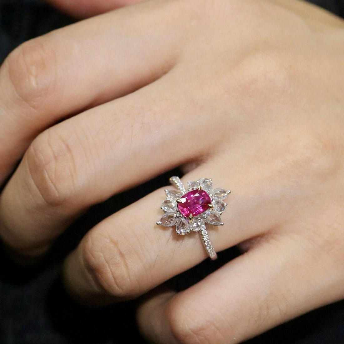 14k Gold 1.80 Ctw Natural Ruby & Diamond Ring - 4